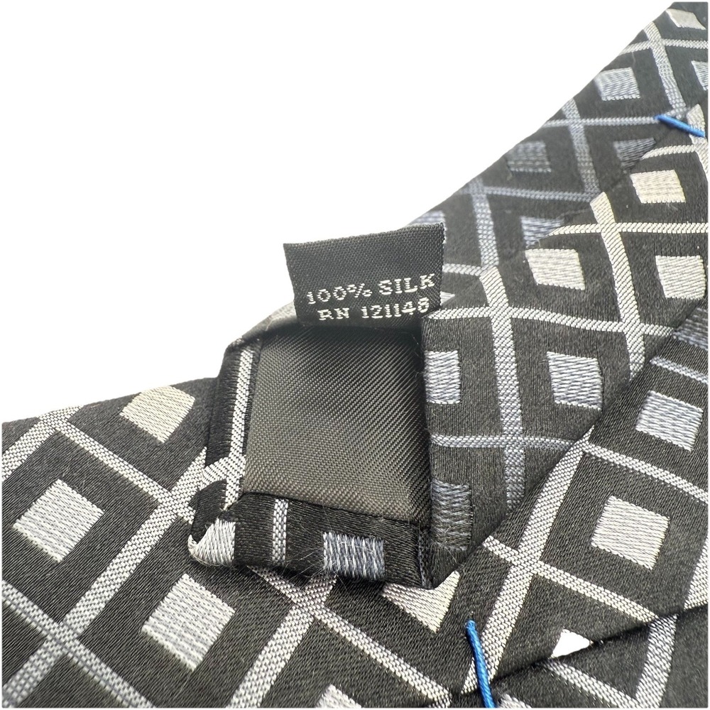 Kenneth Cole Men's Silk Tie Silver and Black Diamond Pattern - Picture 5 of 8